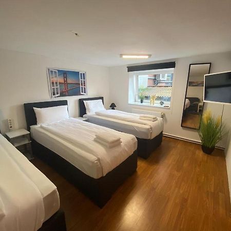 City Apartments Direkt Am Hauptbahnhof - Perfekt Fuer Pendler Und Monteure Neumünster Exterior foto